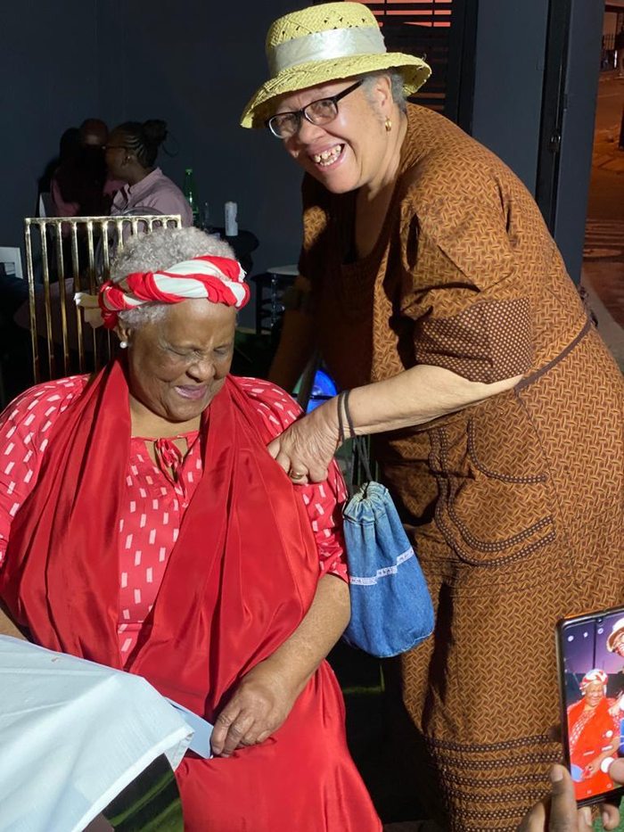 Margaret with her sister Mmametlhape